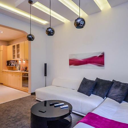 Extravaganzzo - Super Central One Bedroom Modern Apartment By Flat Mаnager Sofia Extérieur photo